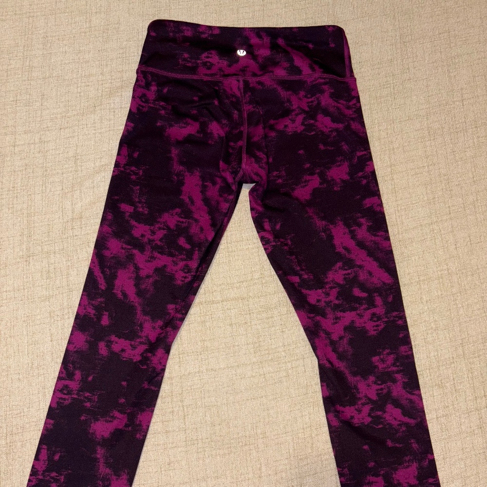 Lululemon | Women's Wunder Under Crop II | Size 4